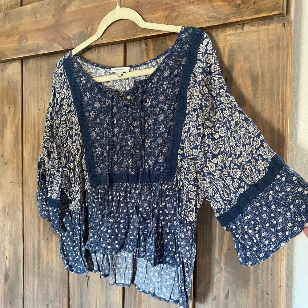 AE Blue Floral Cropped Blouse XL